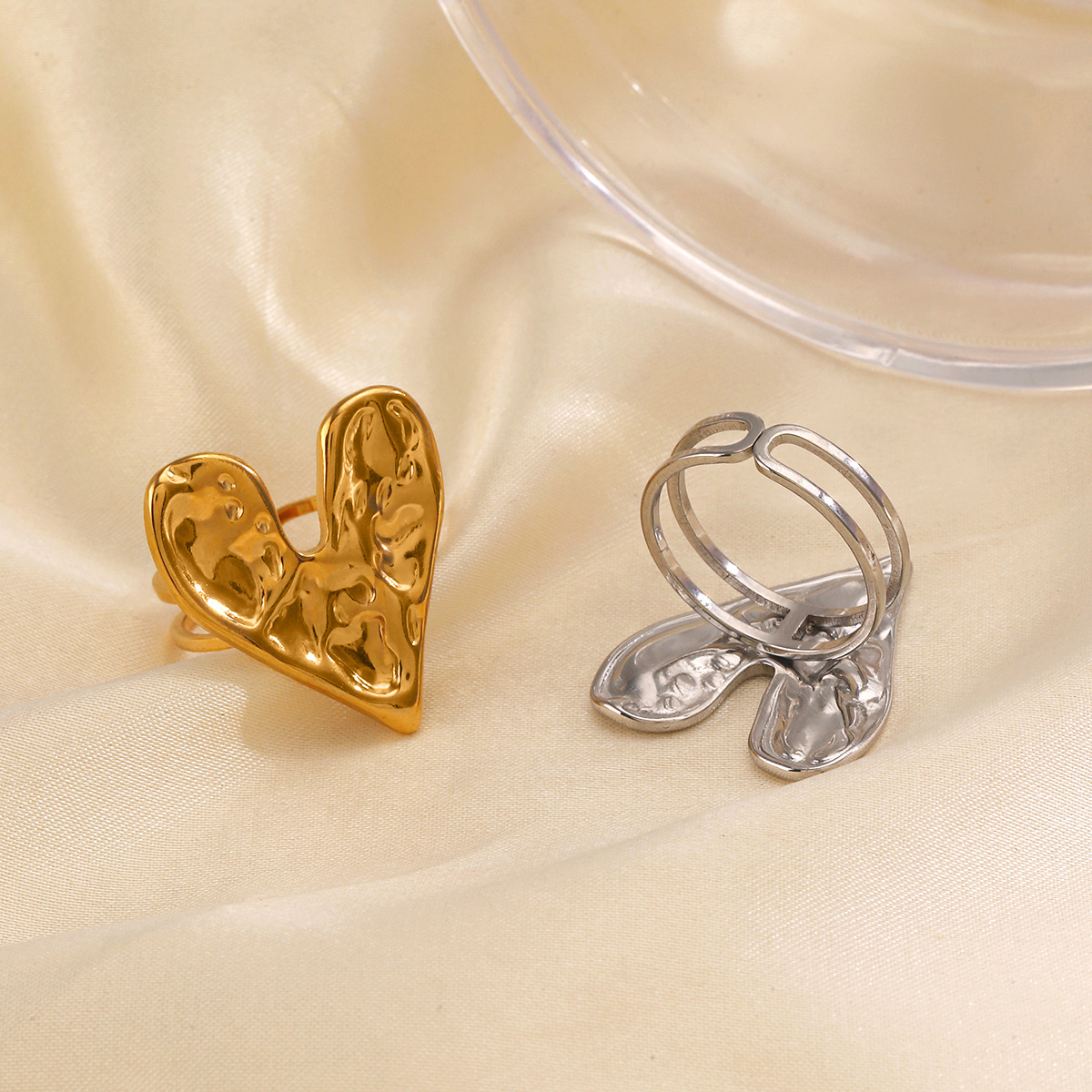 Women's Pleated Texture Love Heart Ring Stainless Steel